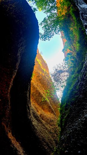 عکس دره کول خرسون (دره ارواح)