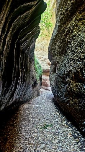 عکس دره کول خرسون (دره ارواح)