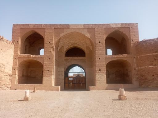 عکس کاروانسرای دیر گچین