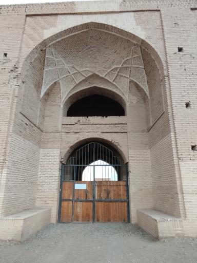 عکس کاروانسرای دیر گچین