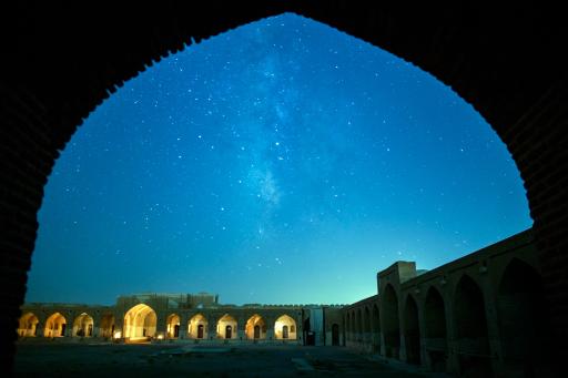 عکس کاروانسرای دیر گچین