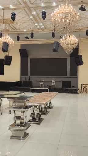 عکس عمارت آرمان