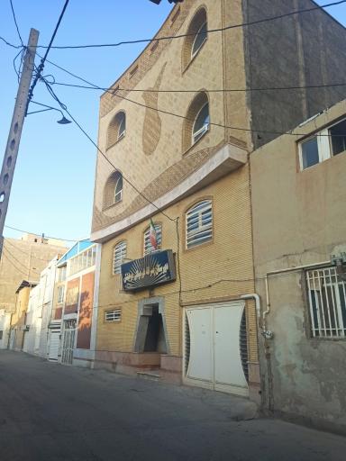 عکس دبیرستان درخشش