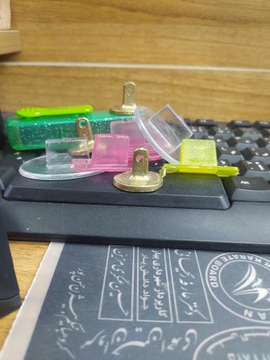 عکس مهر سازی و تابلو سازی حسین رازی