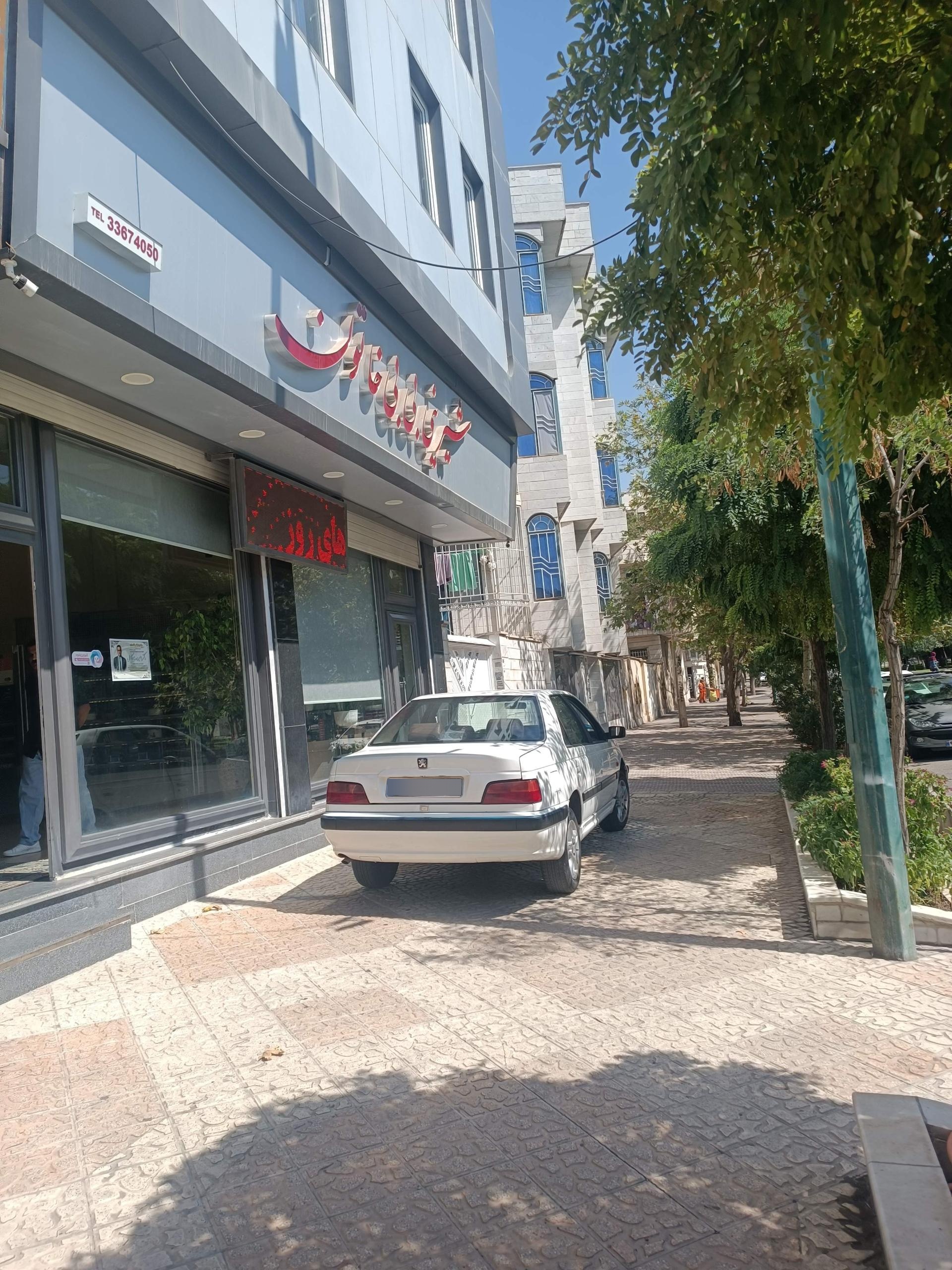 عکس قنادی بی بی خاتون 