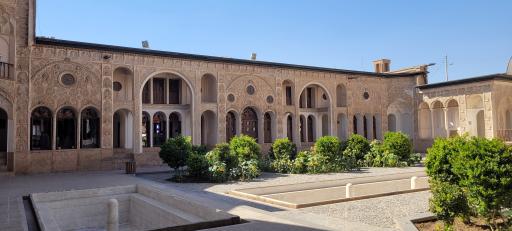 خانه تاریخی طباطبائی