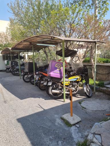 عکس پارکینگ شبانه روزی زیتون