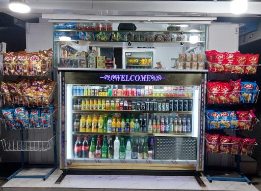 عکس دکه داش حمید