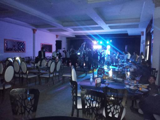 عکس تالار پذیرایی خلیج فارس