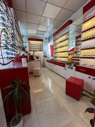 عکس عینک تیکال