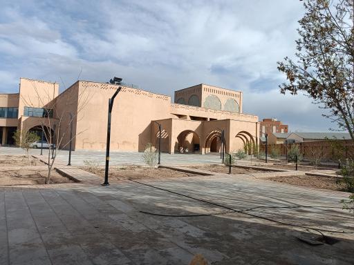 عکس تالار مرکزی فرهنگ و هنر کرمان