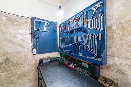 عکس تعمیرگاه تخصصی قاسمی