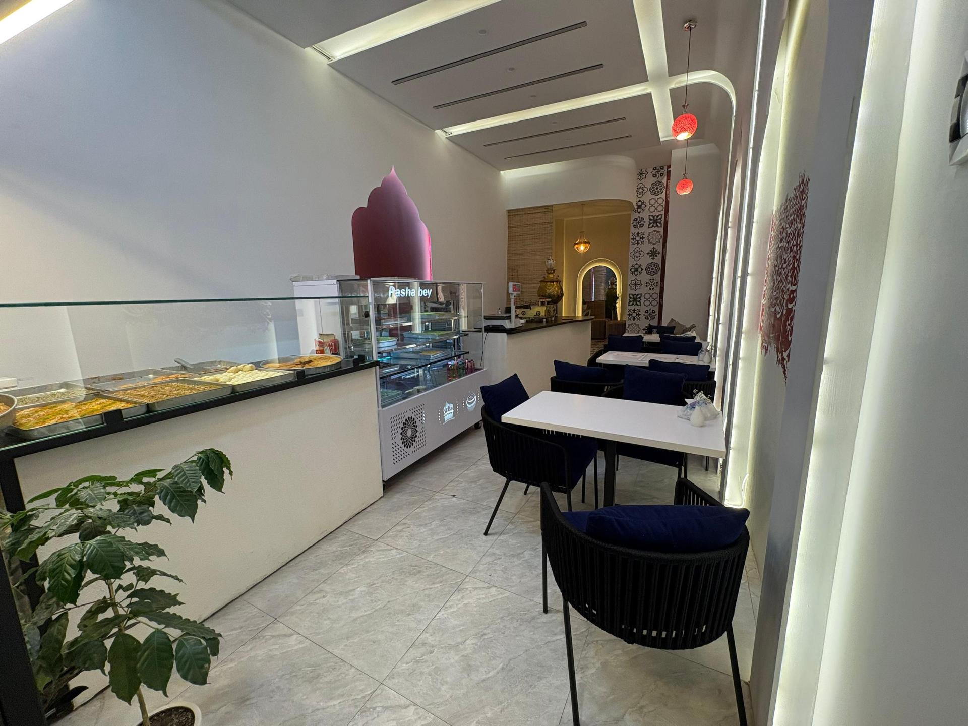 عکس کافه باقلوا استانبولی پاشا بِی