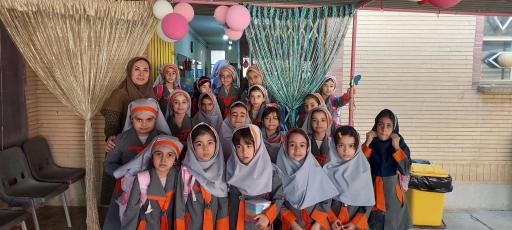 عکس پیش دبستان و دبستان دخترانه فرشته