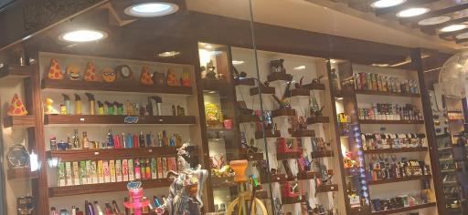 عکس آقای سیگار