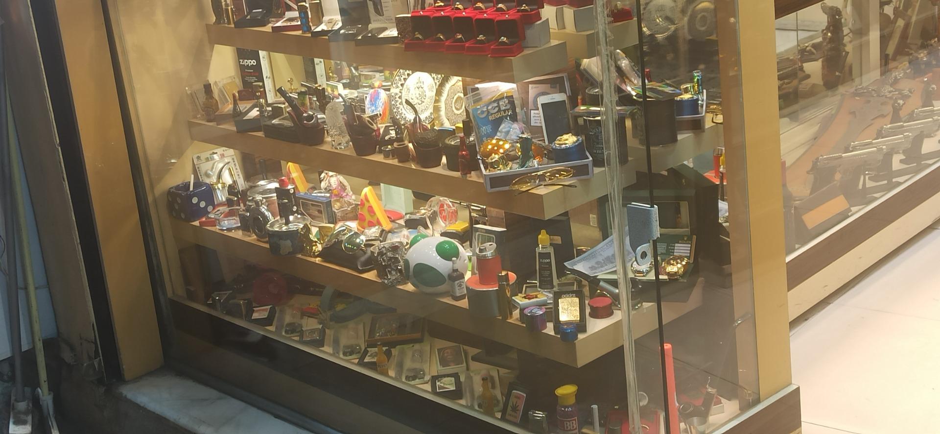 عکس آقای سیگار