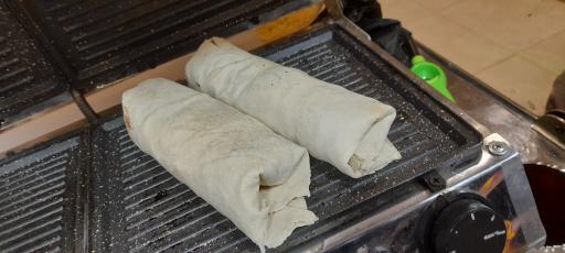 عکس شاورما خاتون