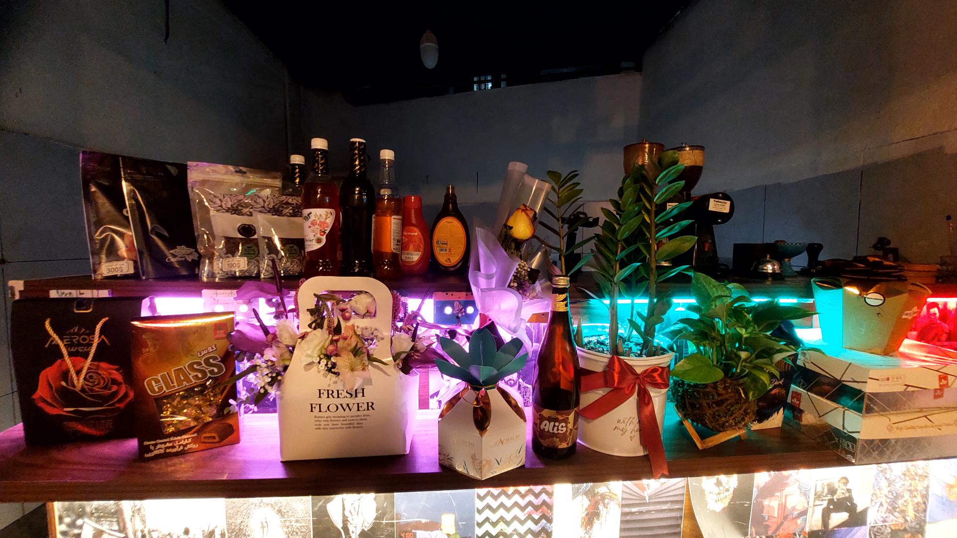 عکس کافه کاست