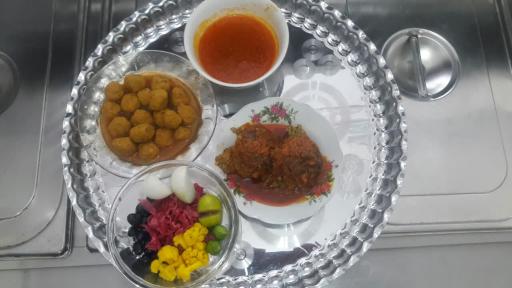 عکس کترینگ و تهیه غذای مهرثامن