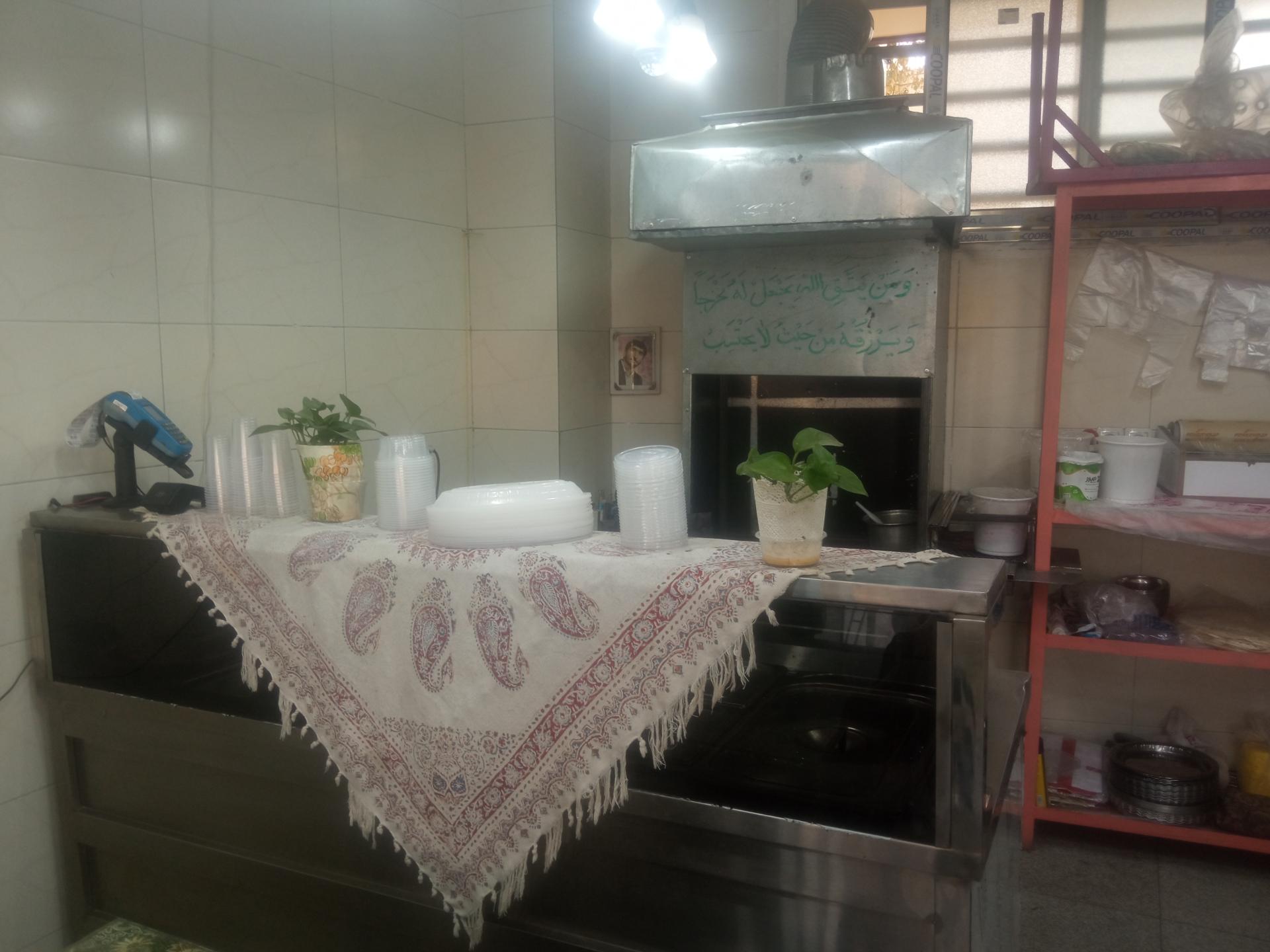 عکس کترینگ و تهیه غذای مهرثامن