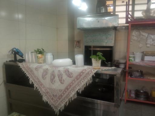 عکس کترینگ و تهیه غذای مهرثامن