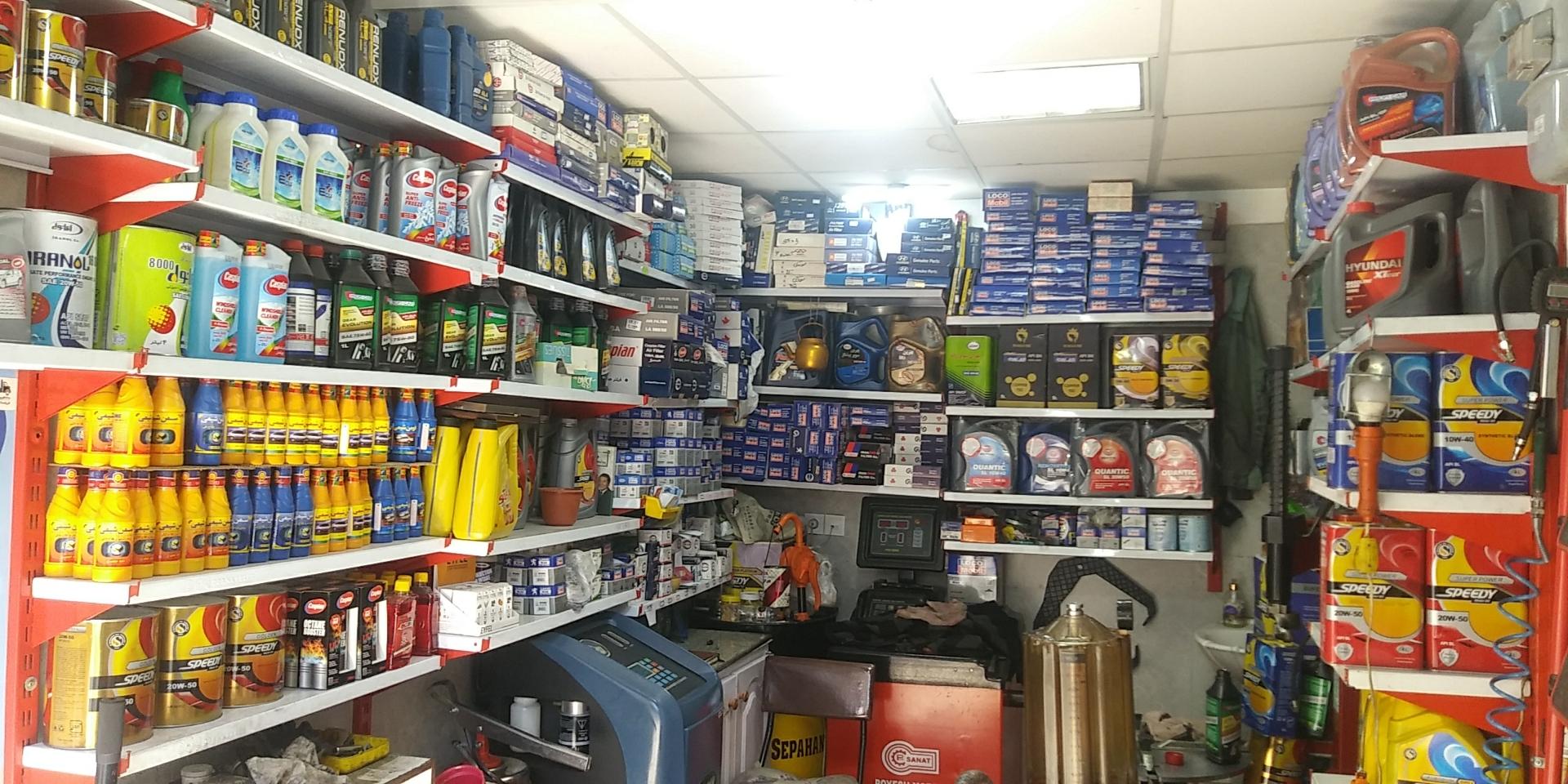 عکس تعویض روغن کارما سرویس