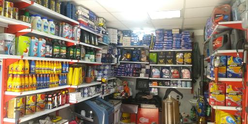 عکس تعویض روغن کارما سرویس