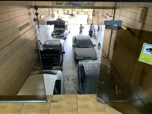 عکس تعمیرگاه تخصصی خلیل (زانتیا)