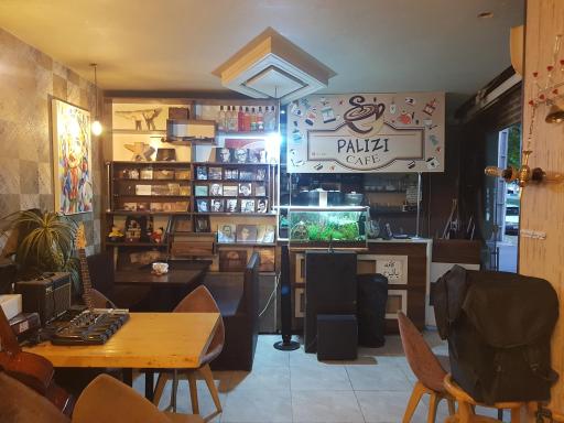 عکس کافه پالیزی