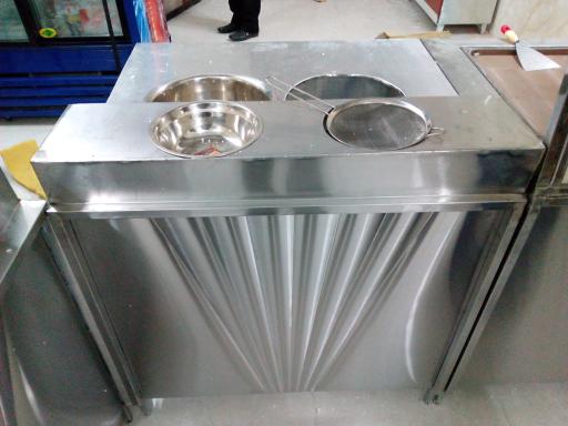 عکس تولیدی تجهیزات رستوران  استیل کلاسیک