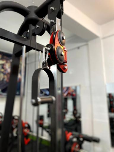 عکس باشگاه لایف فیتنس