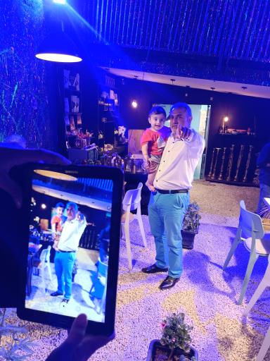 عکس کافه رستوران بزرگ کاراکتر