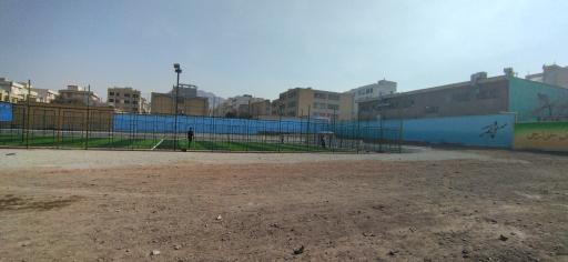 عکس زمین چمن مصنوعی هنرستان هفتم تیر 