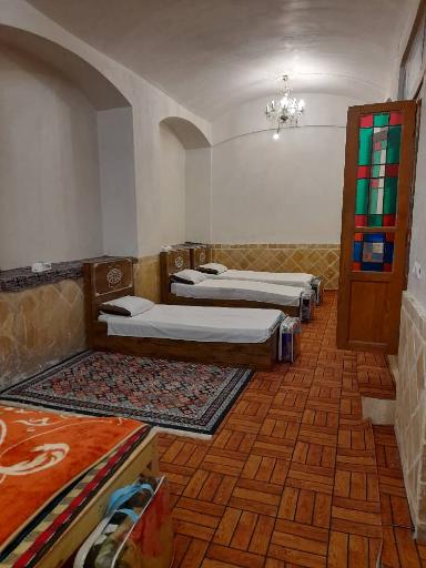 عکس اقامتگاه سنتی هزاردستان