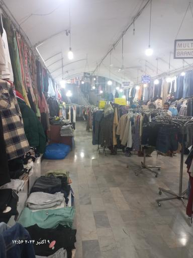 عکس پاساژ زیرگذر تجریش