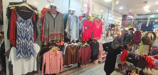 عکس پوشاک لباس ریزان شعبه ۲