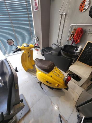 عکس آرایشگاه ژورنال