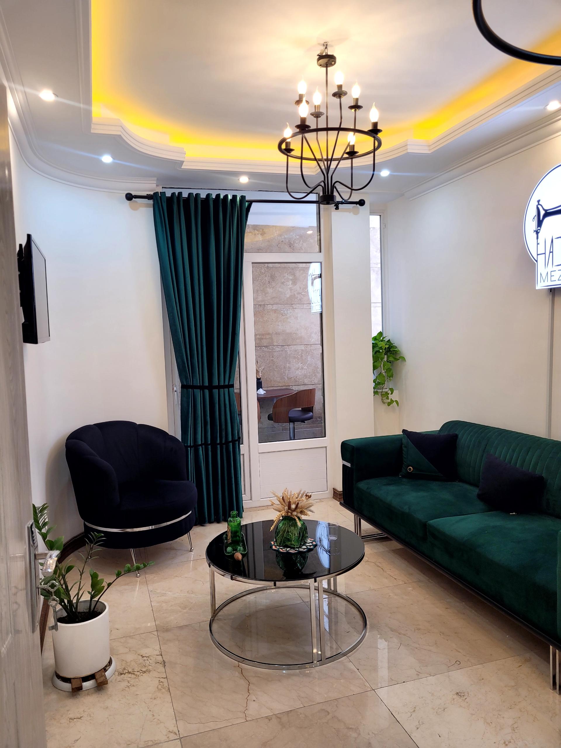 عکس سالن زیبایی غزاله باقری