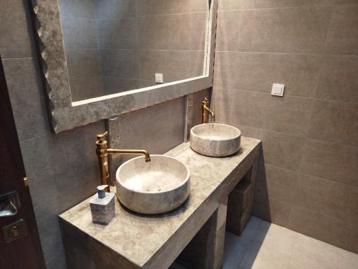 عکس باغ تالار بهشت