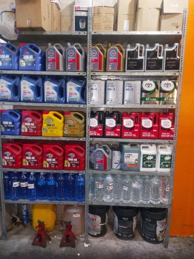 عکس خدمات خودرویی ملل کارواش