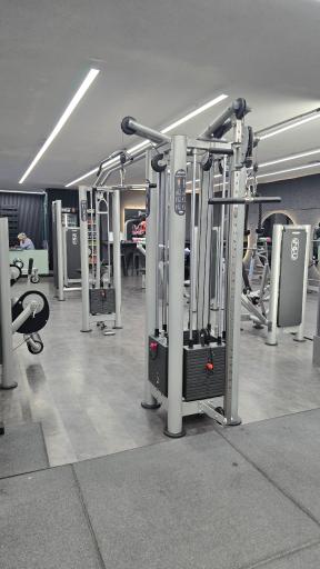 عکس باشگاه بدنسازی کوهک