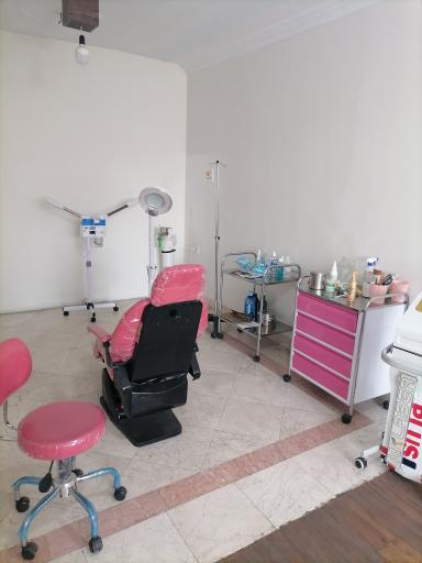 عکس کلینیک زیبایی آرمیلا