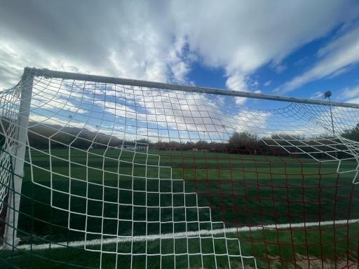 عکس چمن مصنوعی پارک آزادگان