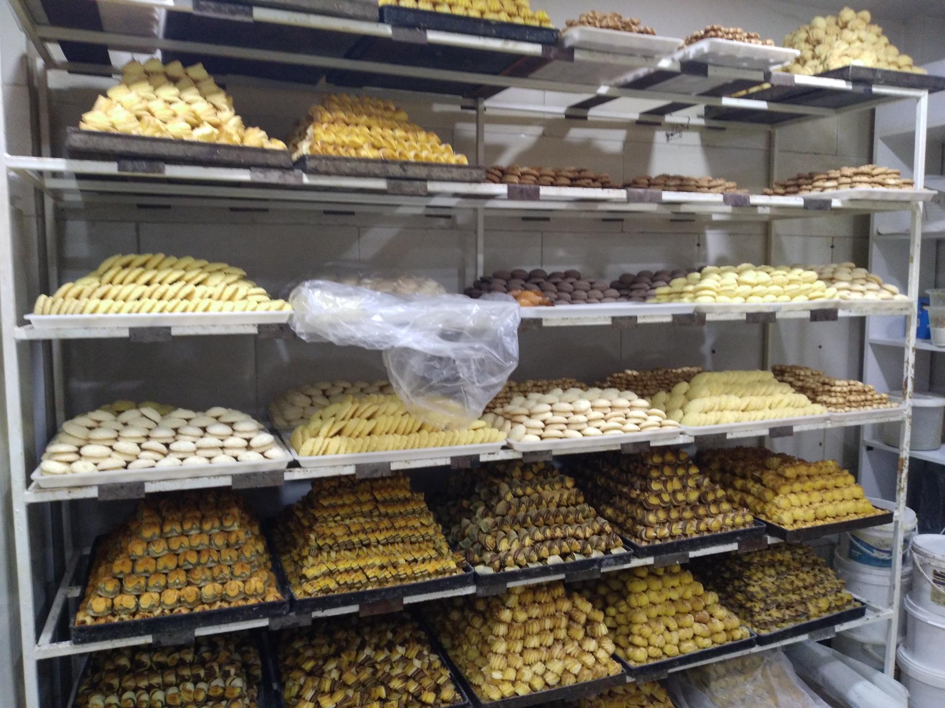 عکس کارگاه قنادی شهراد