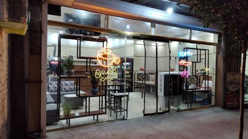 عکس کافه رستوران صنم