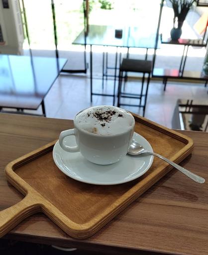 عکس کافه رستوران صنم