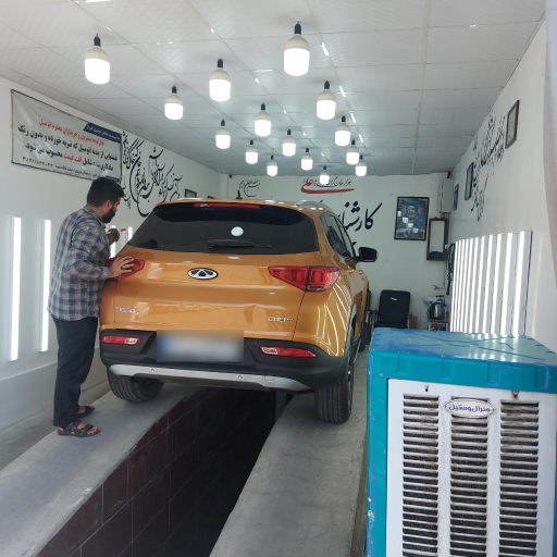 عکس کارشناسی رنگ اتومبیل سید