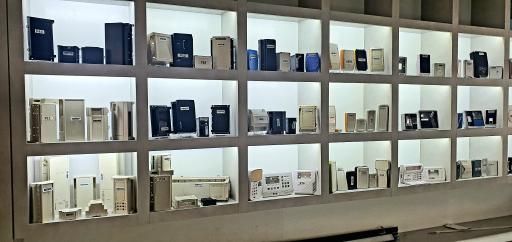 عکس مجتمع برق و الکترونیک امجد