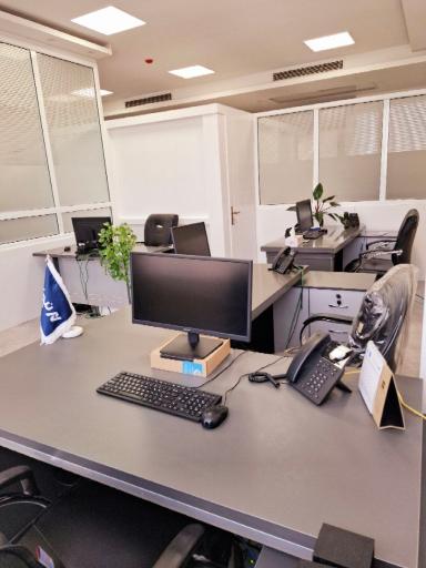 عکس نیک‌ژن صنعت نیکونام