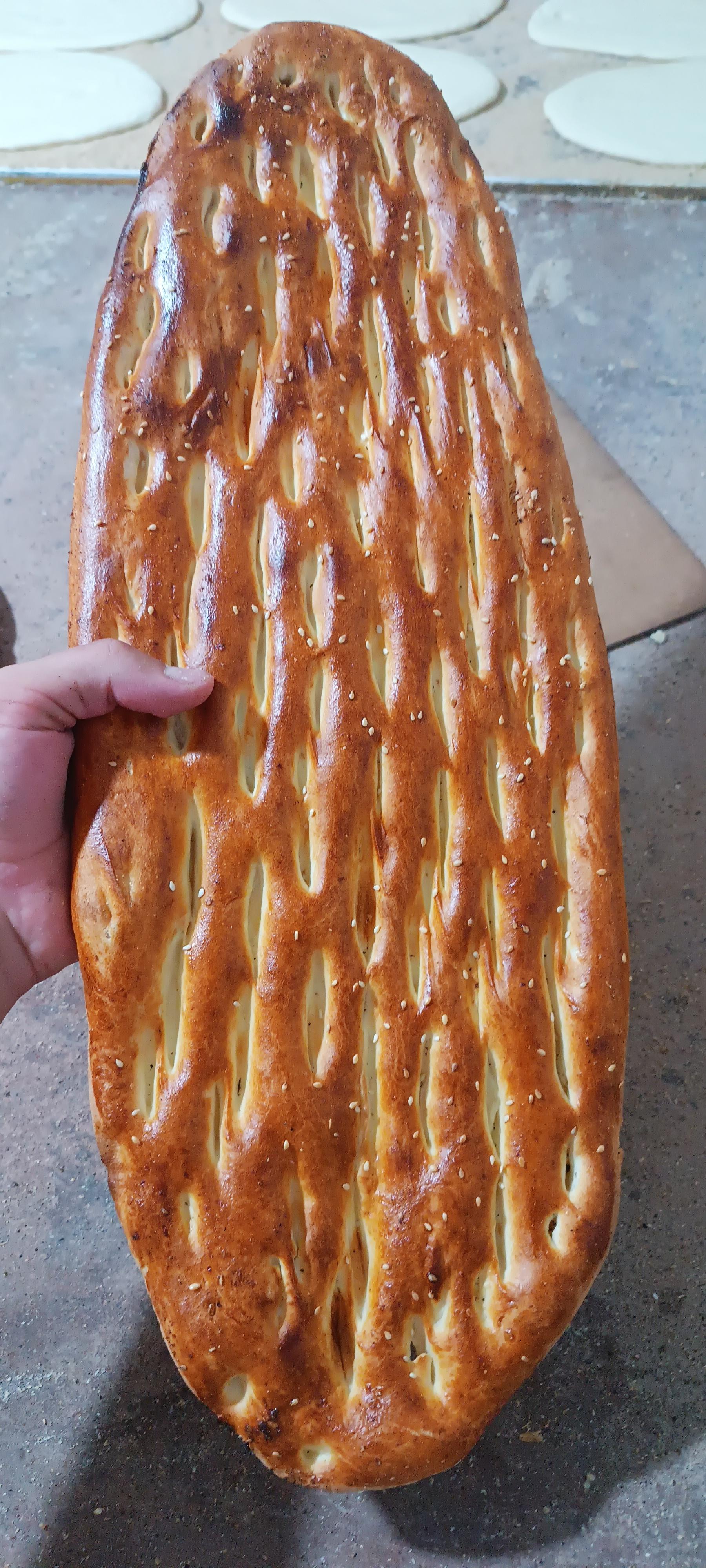 عکس نان روغنی کامبیز